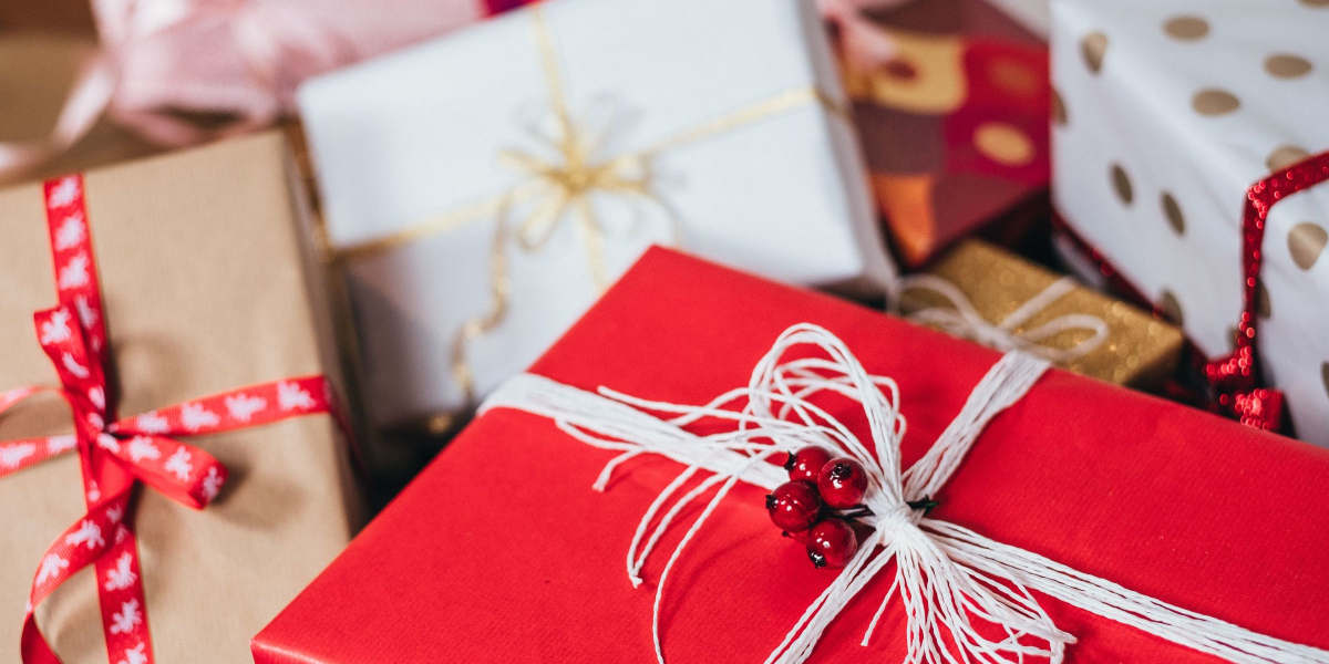 Presents ed